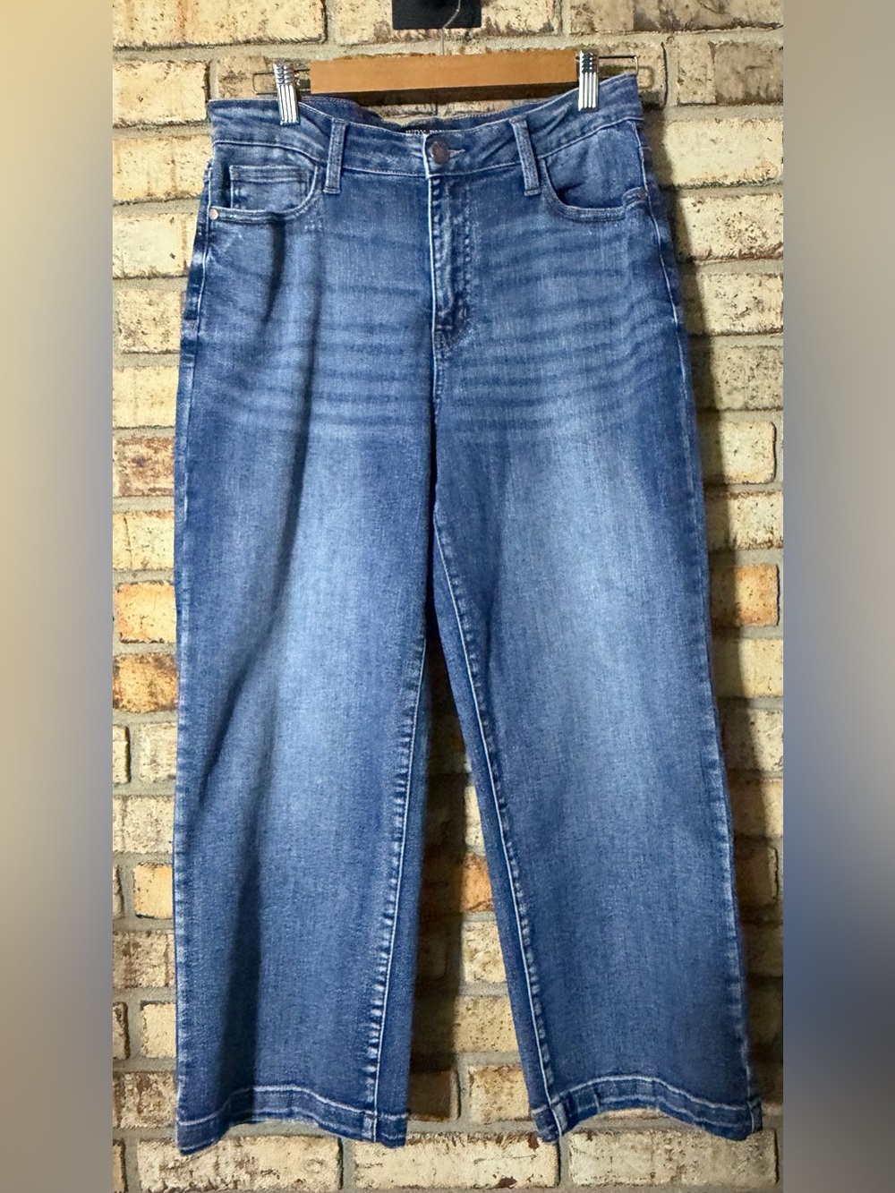 Judy Blue wide leg crop jeans 9 / 29